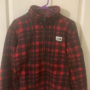 The North Face Red Black Plaid Long Sleeve Gordon Lyons 1/4 Zip Standard